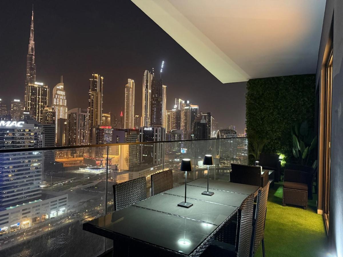 Elegant & Luxury 2Br Apartment Burj And Canal View Sabkhah 외부 사진