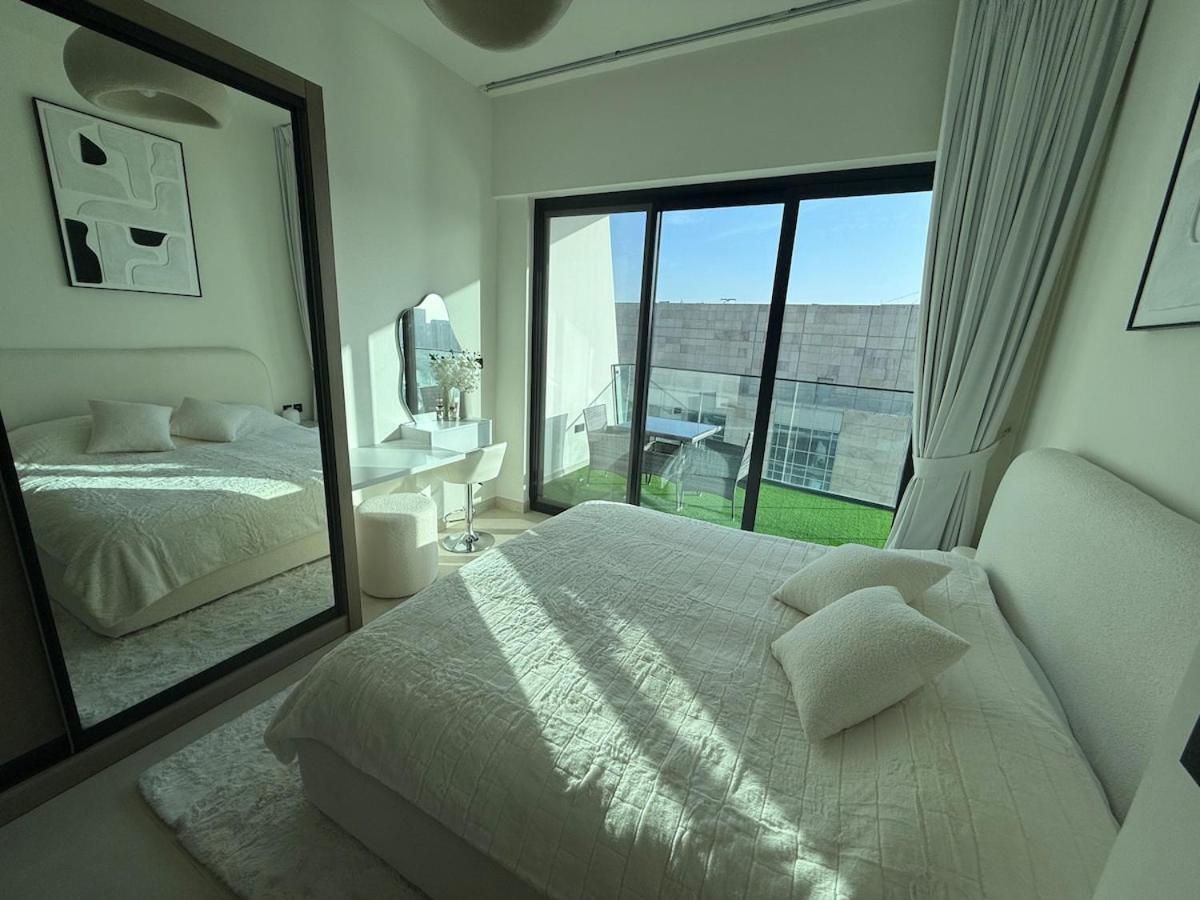 Elegant & Luxury 2Br Apartment Burj And Canal View Sabkhah 외부 사진