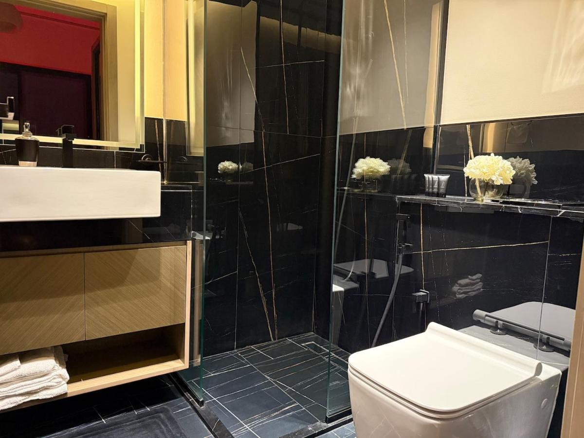 Elegant & Luxury 2Br Apartment Burj And Canal View Sabkhah 외부 사진