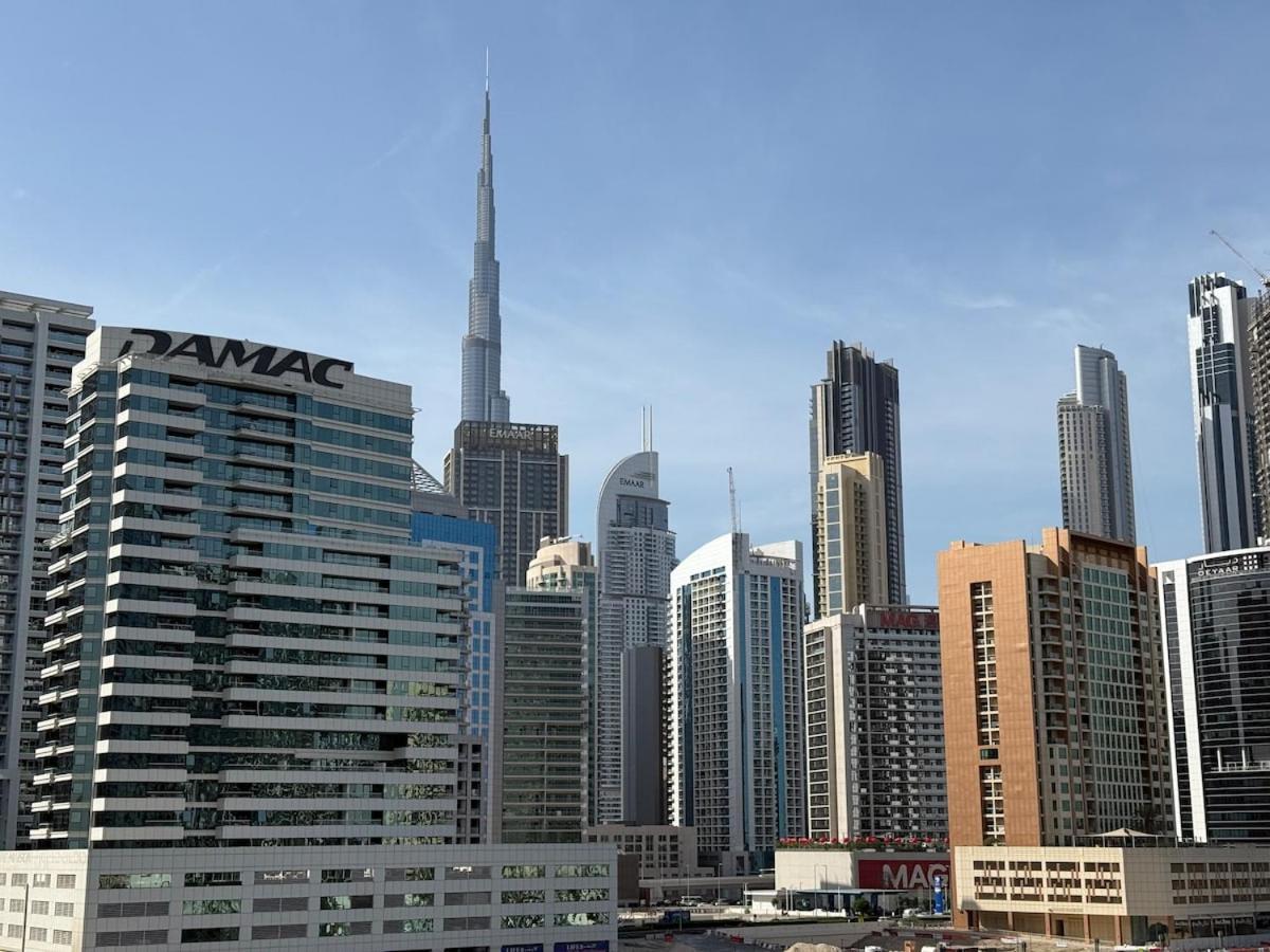 Elegant & Luxury 2Br Apartment Burj And Canal View Sabkhah 외부 사진